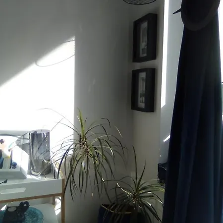 Home Apartment *