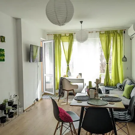 Apartment Home *