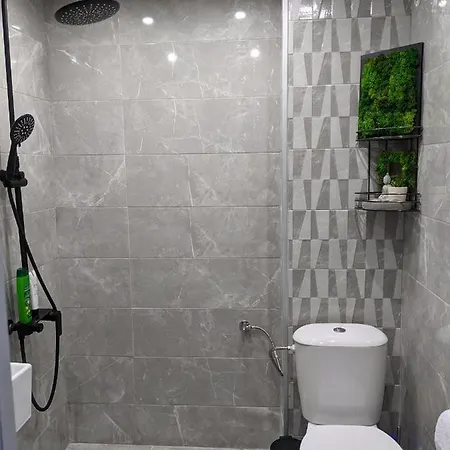 Home Apartment *